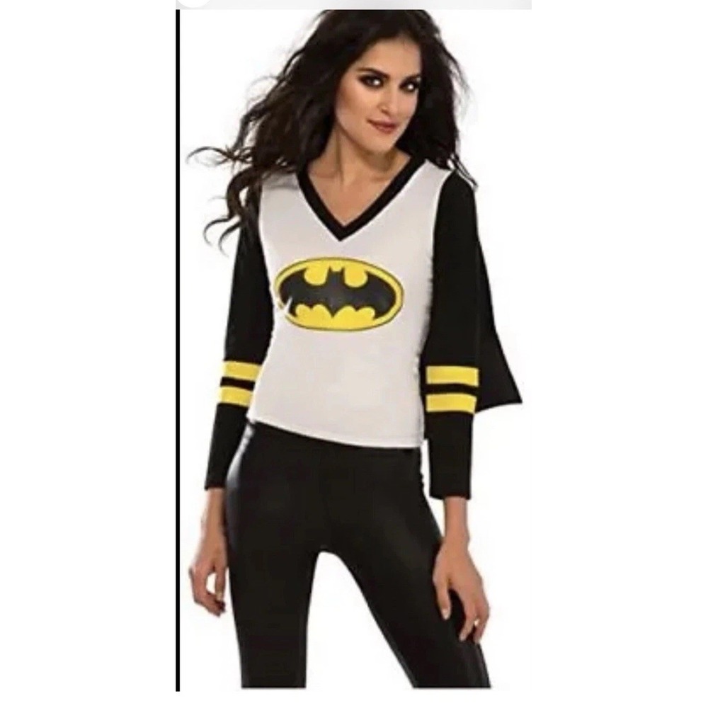 DC Comics Women's Med (10-14)Adult Halloween Costume Batgirl T-shirt With Cape